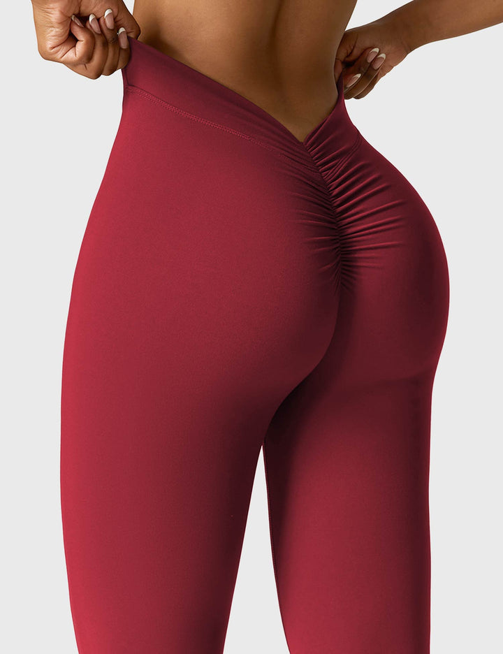 Amarae | Flared leggings with V-neck