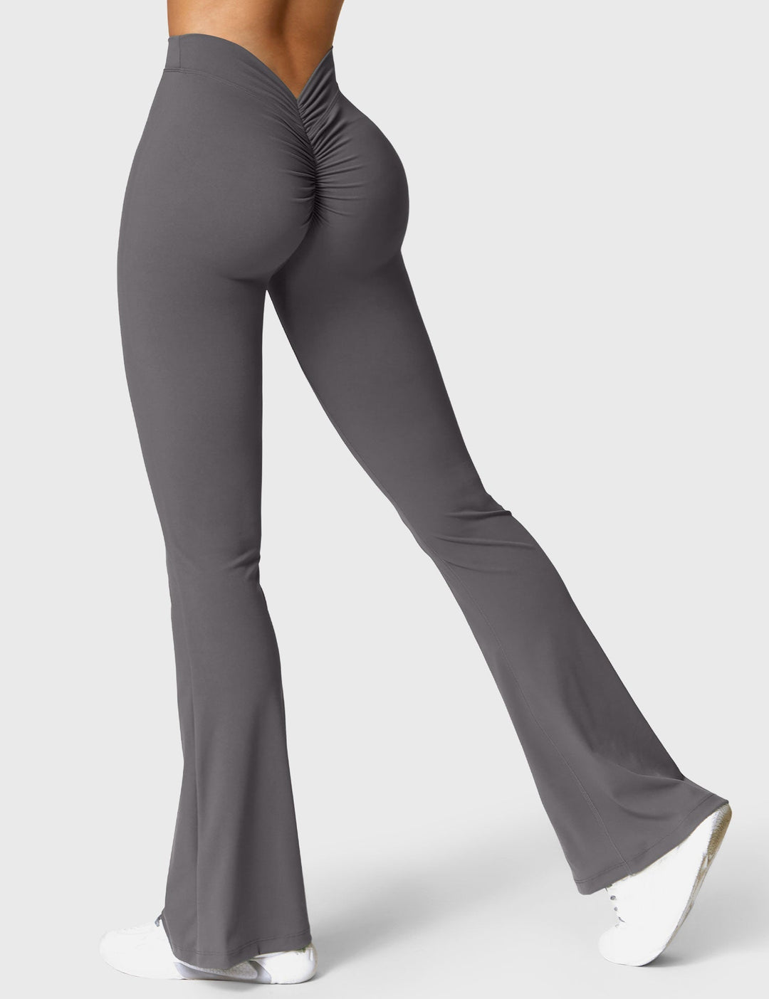Amarae | Flared leggings with V-neck