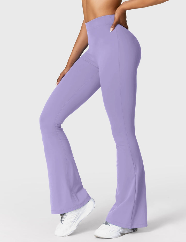 Amarae | Flared leggings with V-neck