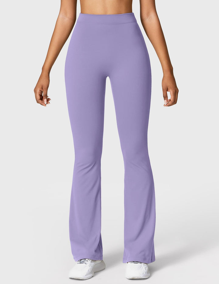 Amarae | Flared leggings with V-neck